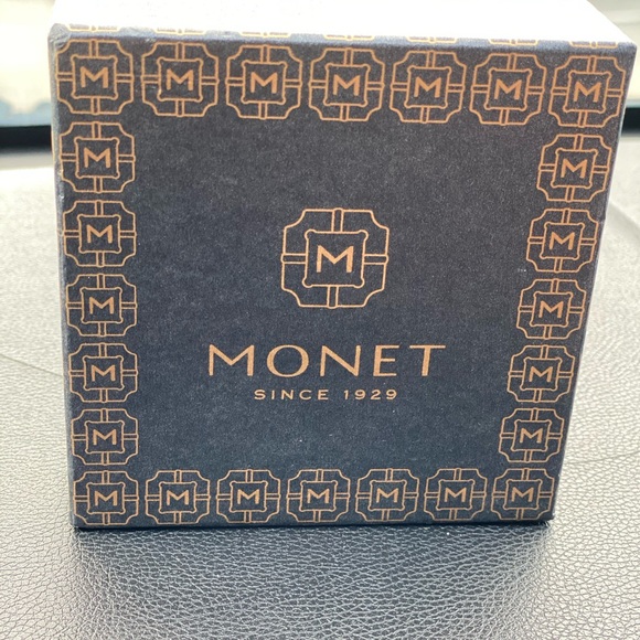 MONET💥NIB💥NECKLACE & EARRINGS SET - Picture 5 of 6